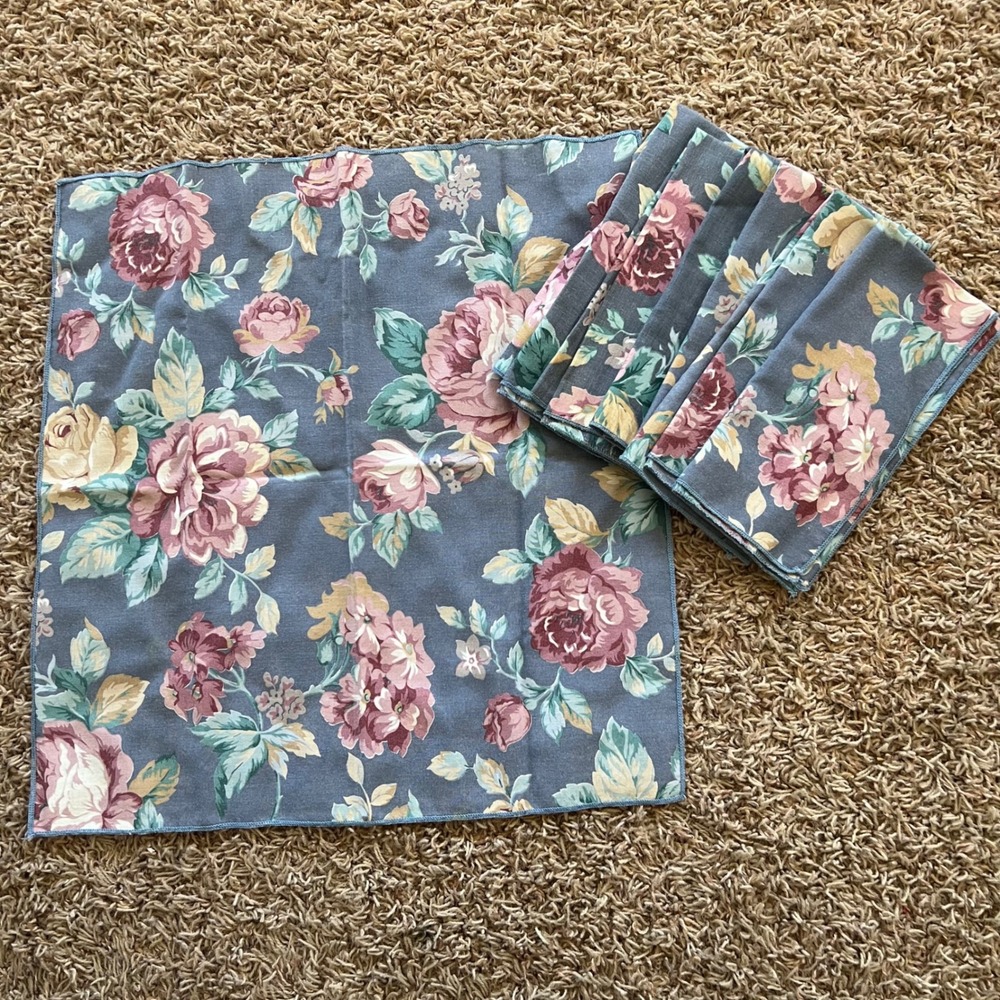 Vintage Floral Cloth Napkins Set of 7 Blue Mauve Rose Cottagecore Table Linens